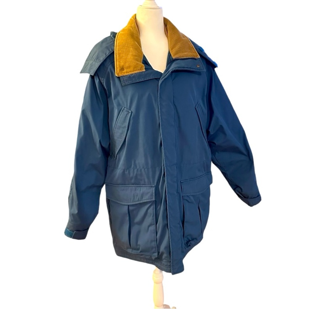 L.L. Bean Men’s Coat with removable hood Size LG